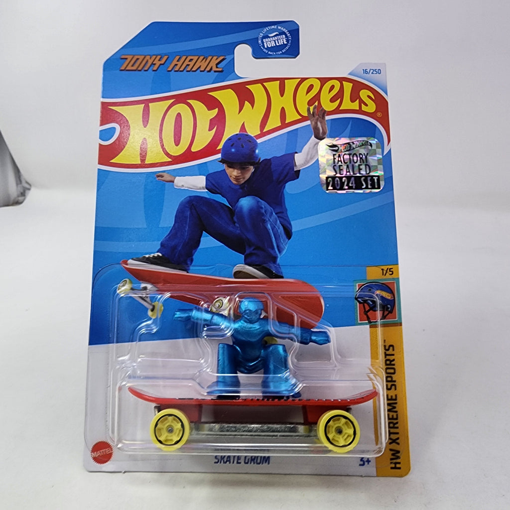 Skate Grom #16 Tony Hawk * 2024 Hot Wheels Basic w/ Factory Holo