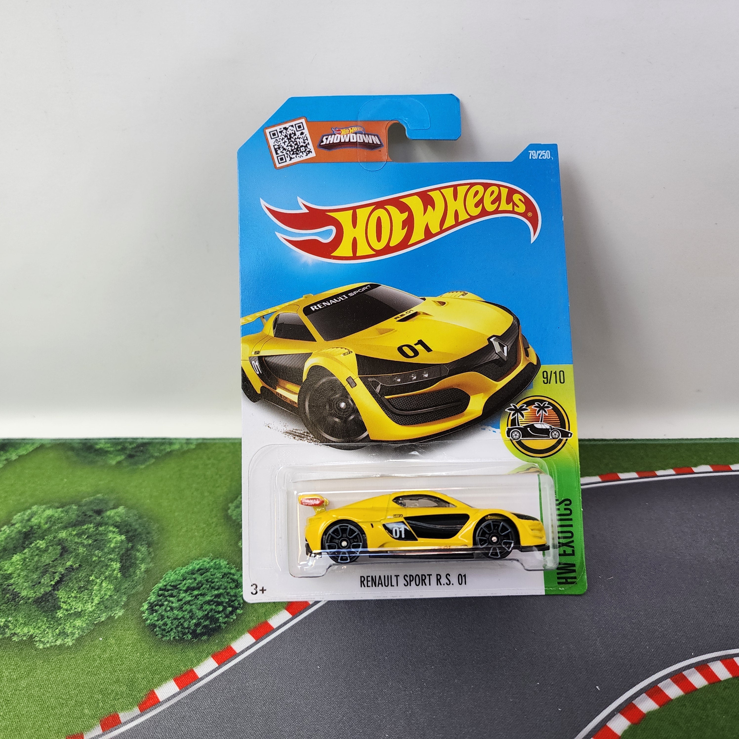 Renault Sport RS 01 #79 * Yellow * 2016 Hot Wheels
