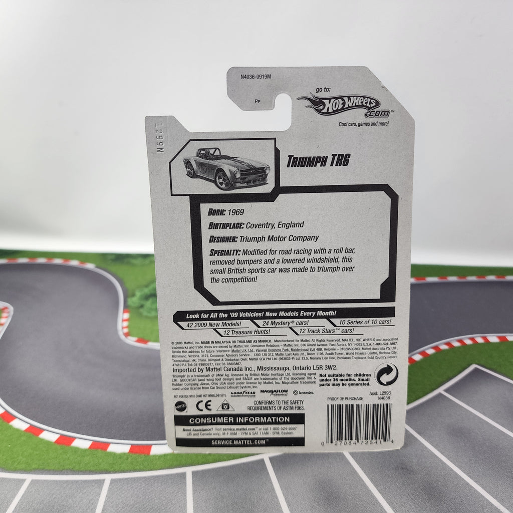 Triumph TR6 #33 * Silver * 2009 Hot Wheels