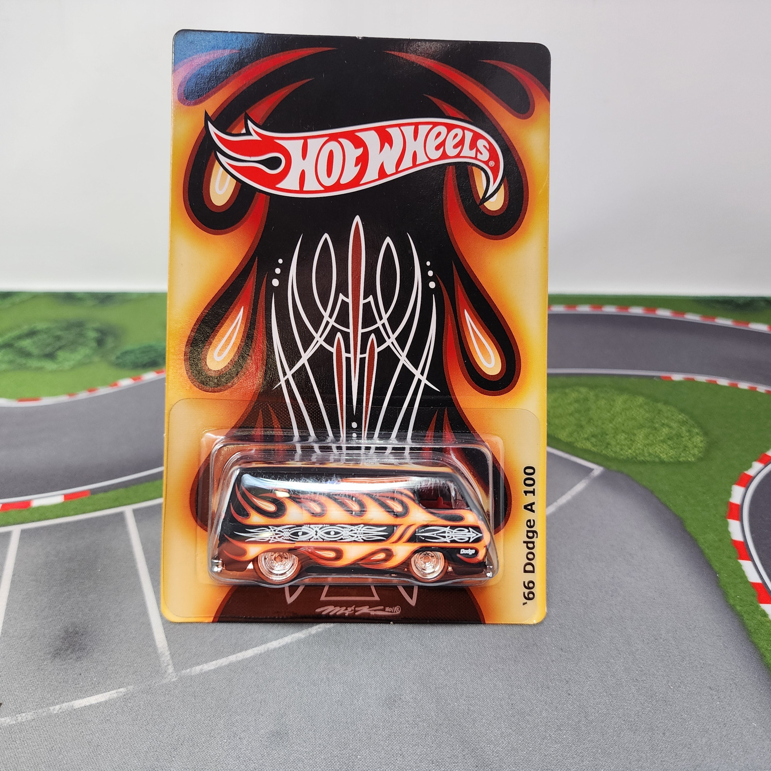 Japan Convention Makoto 66 Dodge A 100 * 2011 Hot Wheels