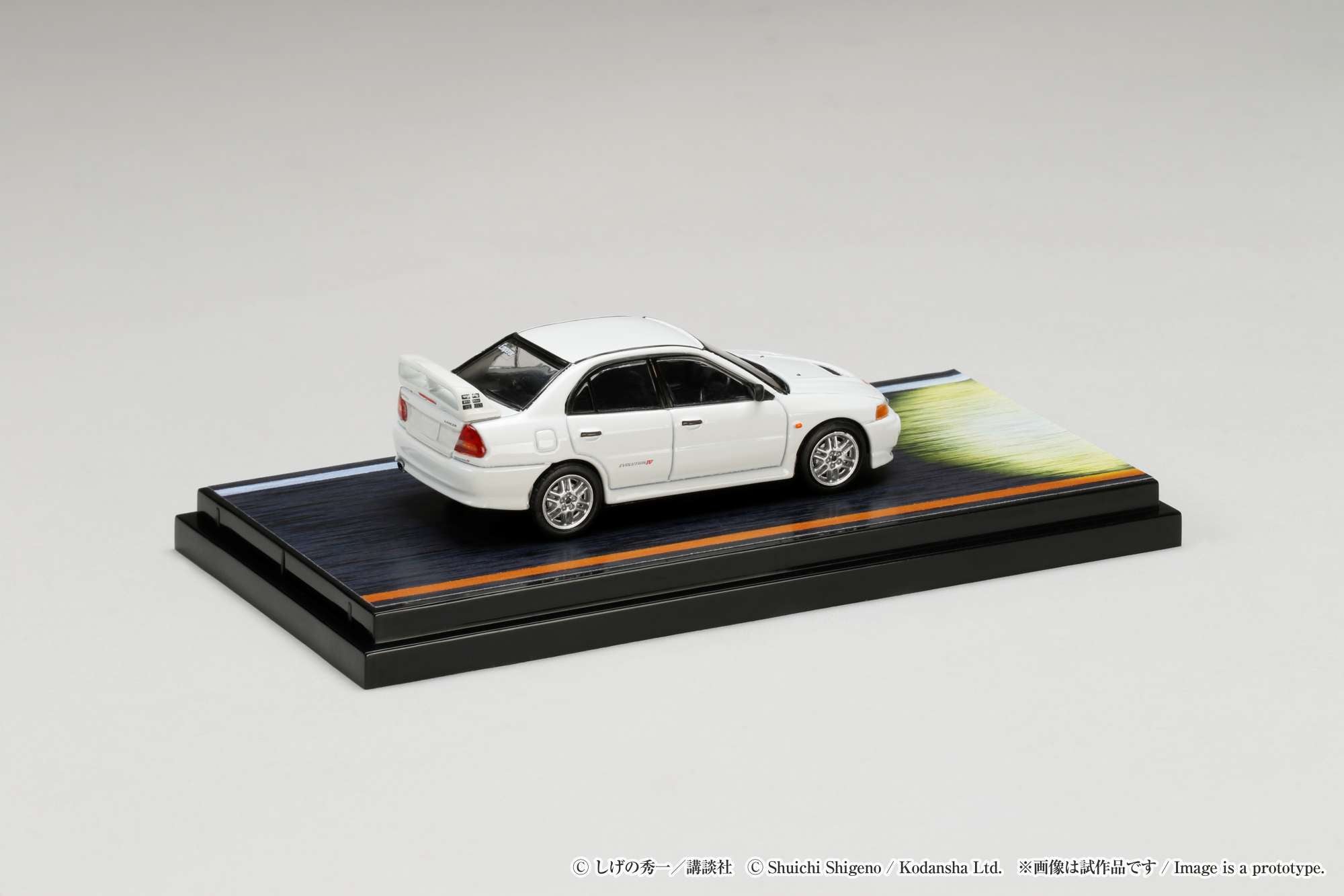Hobby Japan 1:64 Mitsubishi Lancer RS Evolution 鈪?/ Initial D VS Takumi Fujiwara with Seiji Iwaki Figure