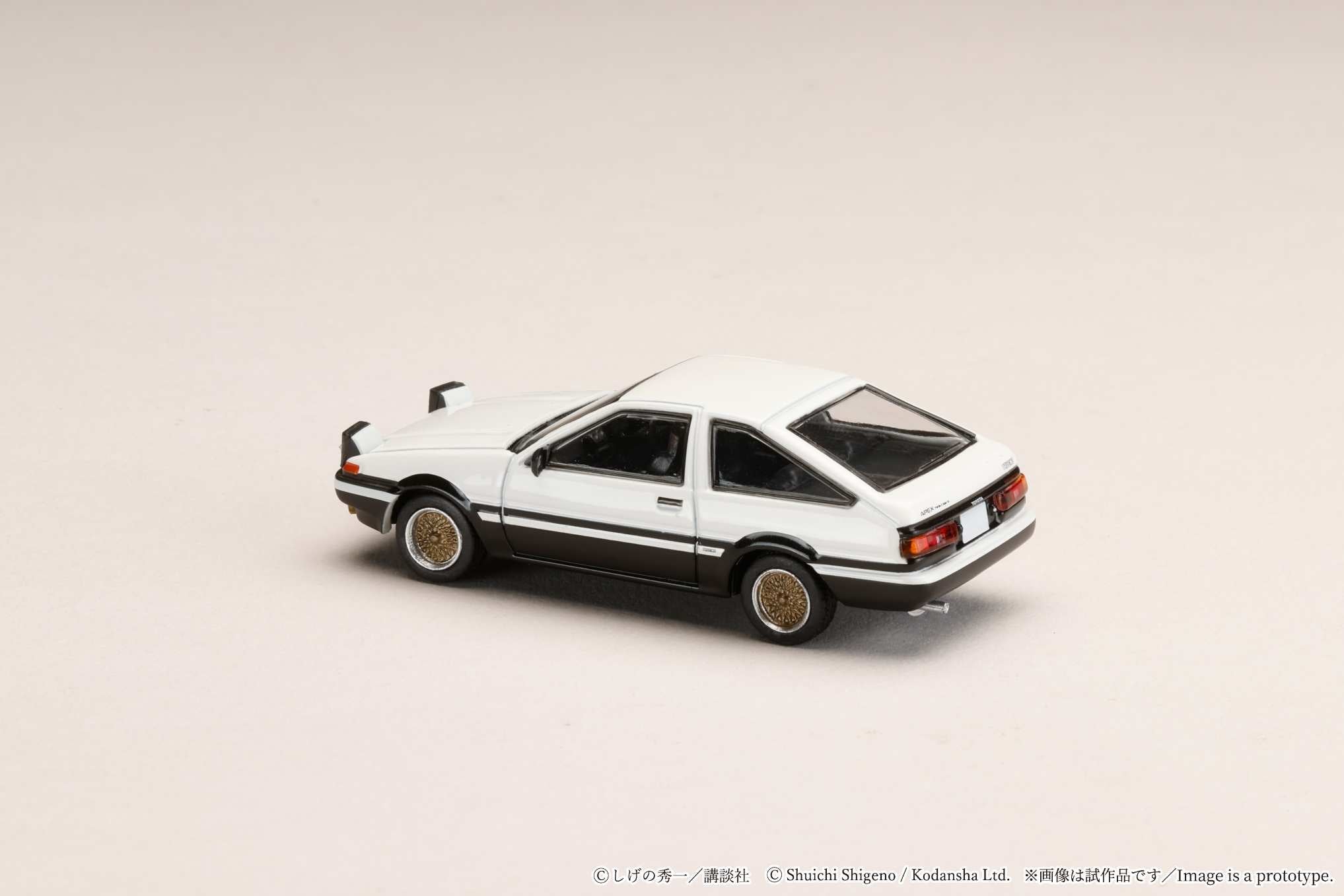 *PREORDER* Hobby Japan 1:64 Toyota SPRINTER TRUENO (AE86) INITIAL D Takumi Fujiwara AND Natsuki Mogi