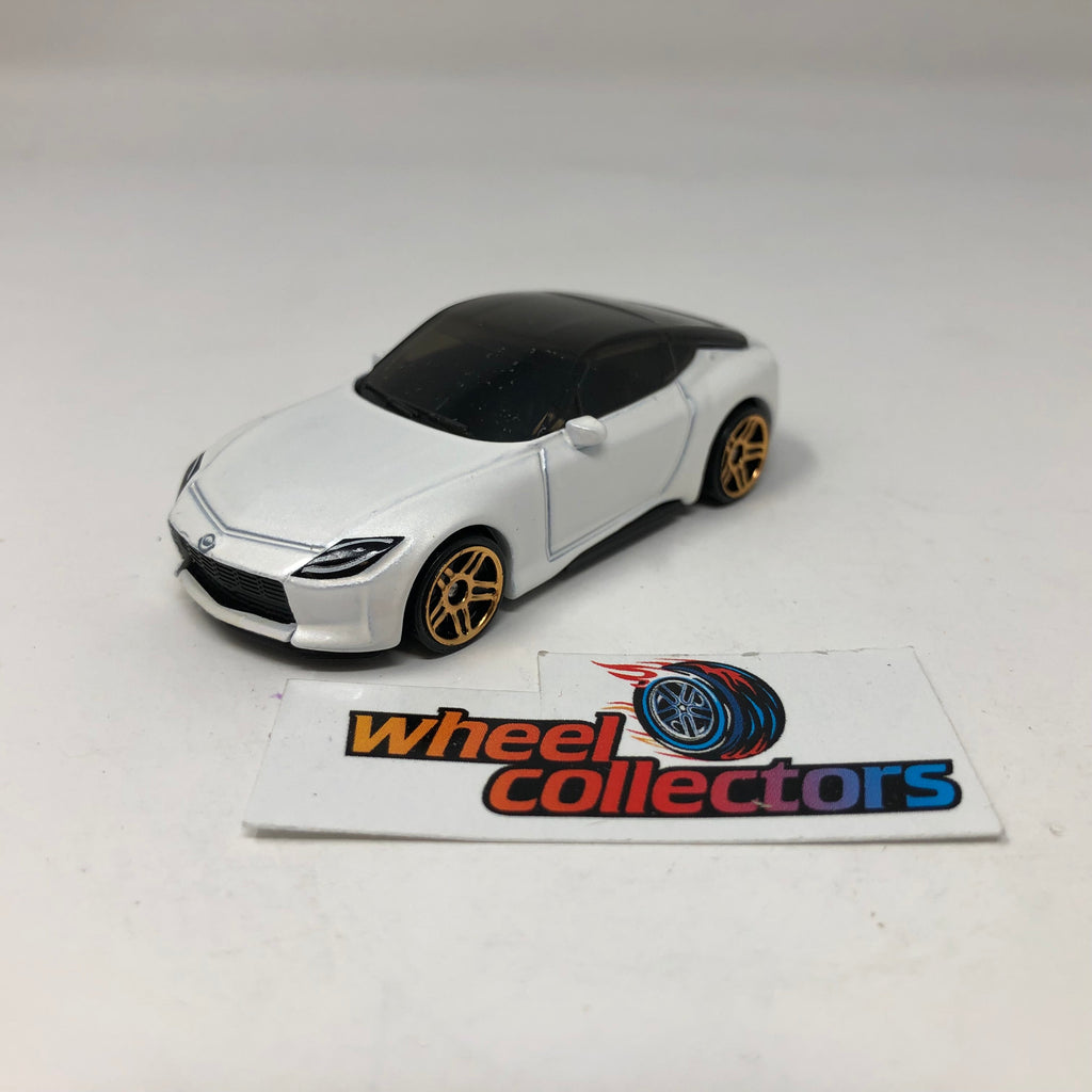 Nissan Z Proto * White * Hot Wheels Loose 1:64 Scale