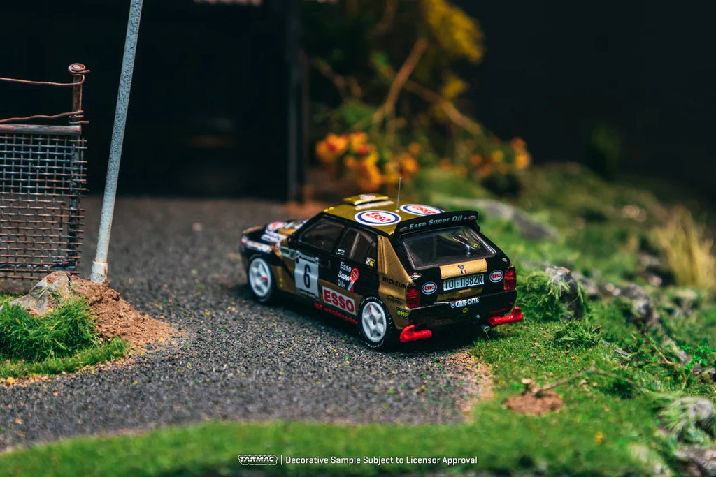 *PREORDER* Tarmac Works 1:64 Lancia Delta HF Integrale, ECR Piancavallo Rally 1993 Winner