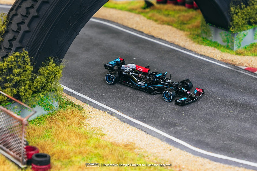 Tarmac Works 1:64 Mercedes-AMG F1 W12 E Performance S茫o Paulo Grand Prix 2021 Winner Lewis Hamilton
