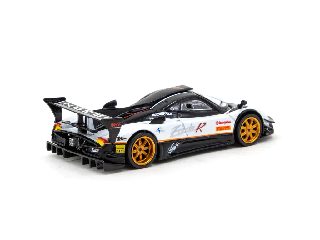 Tarmac Works 1:64 Pagani Zonda Revoluci贸n in Bianco Benny
